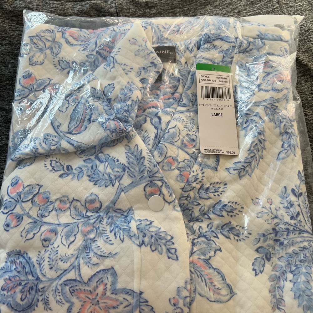 New in package with tags Miss Elaine Blue and Pink Floral Quilted Button Robe